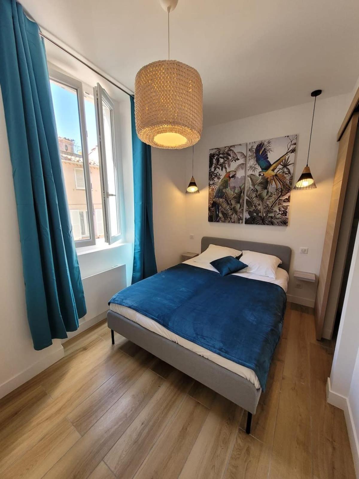 06An - Beautiful Apartment In The Heart Of Old Antibes Extérieur photo