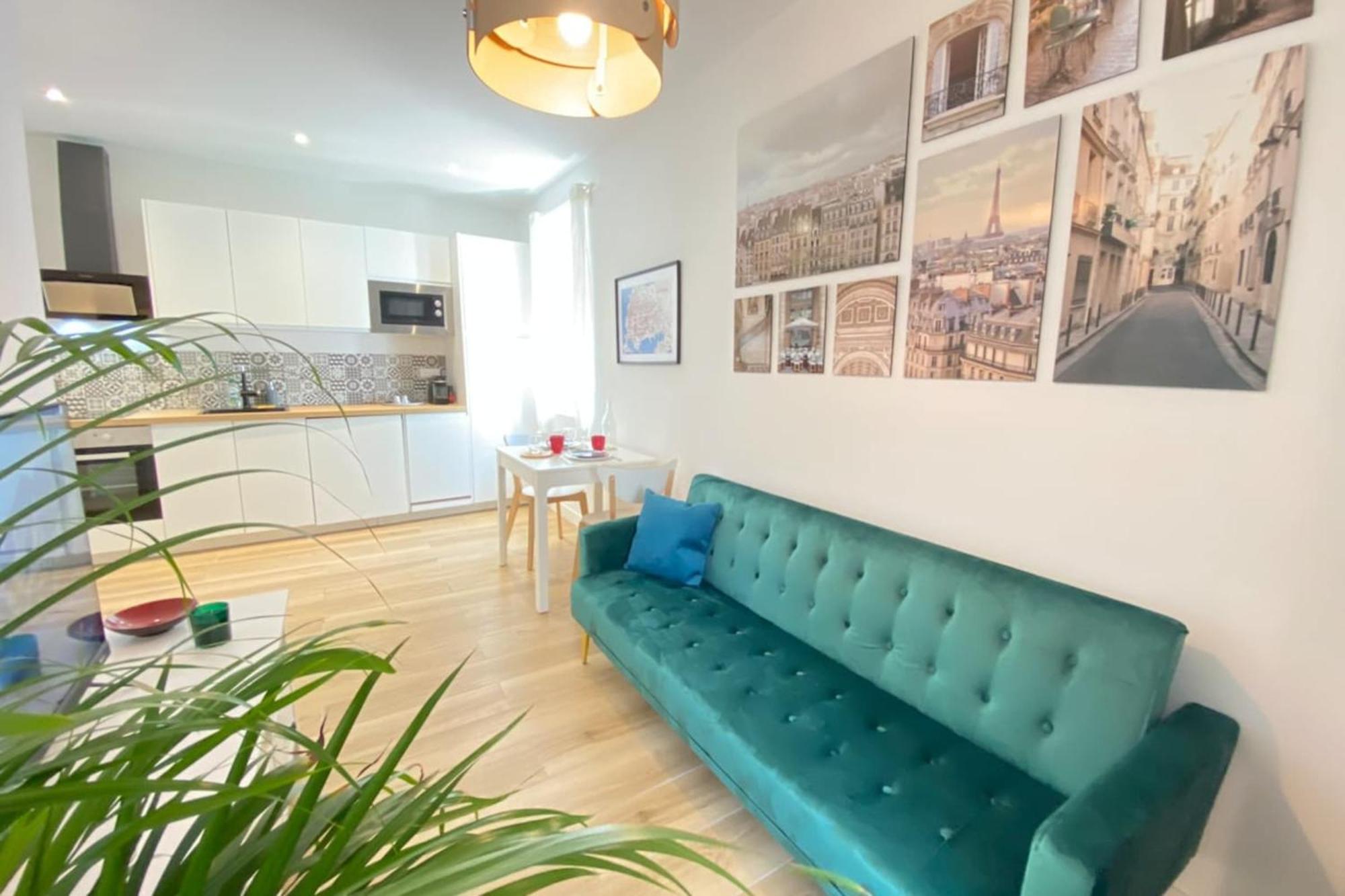 06An - Beautiful Apartment In The Heart Of Old Antibes Extérieur photo
